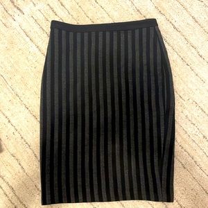 Tahari Black & Grey Pencil Skirt, Sz. S
